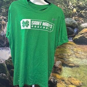 Nike Green Short Sleeve Tees